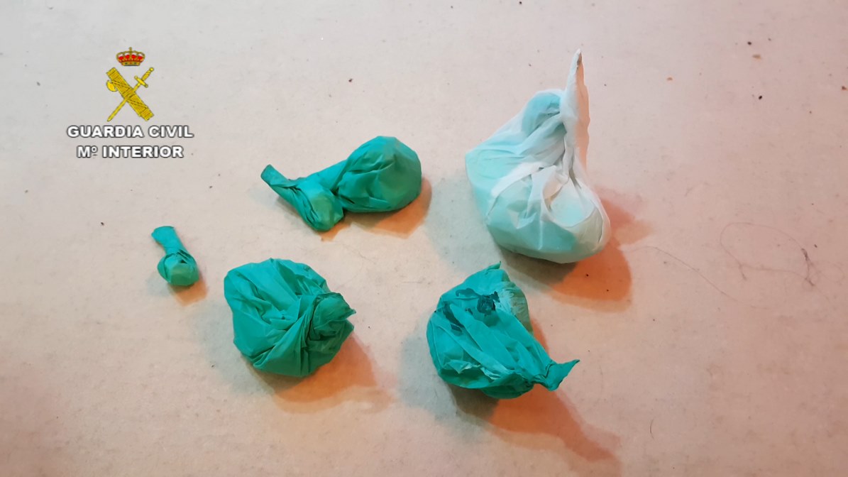 La Guardia Civil desmantela un punto de venta de droga al menudeo en Castell de Ferro